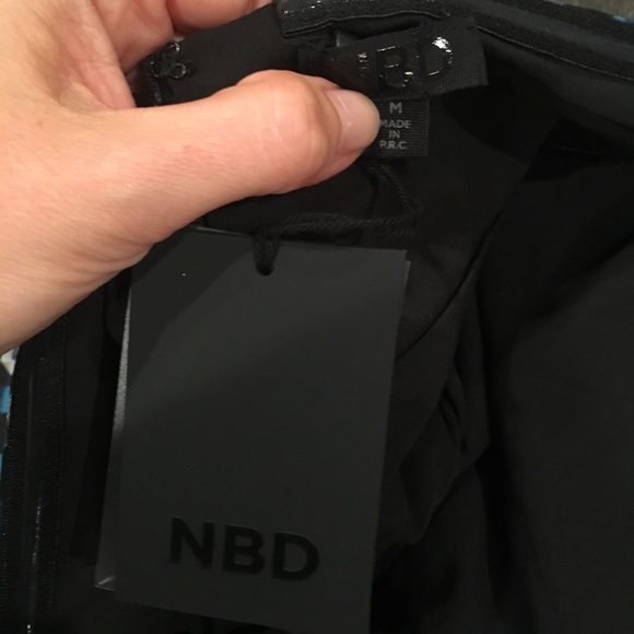 NBD STRAPLESS DRESS - Picture 11 of 12